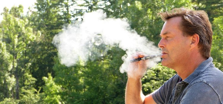 Comment arrêter la cigarette en vivant à Grenoble (spoil : grâce à la cigarette électronique) Comment arrêter la cigarette en vivant à Grenoble (spoil : grâce à la cigarette électronique)