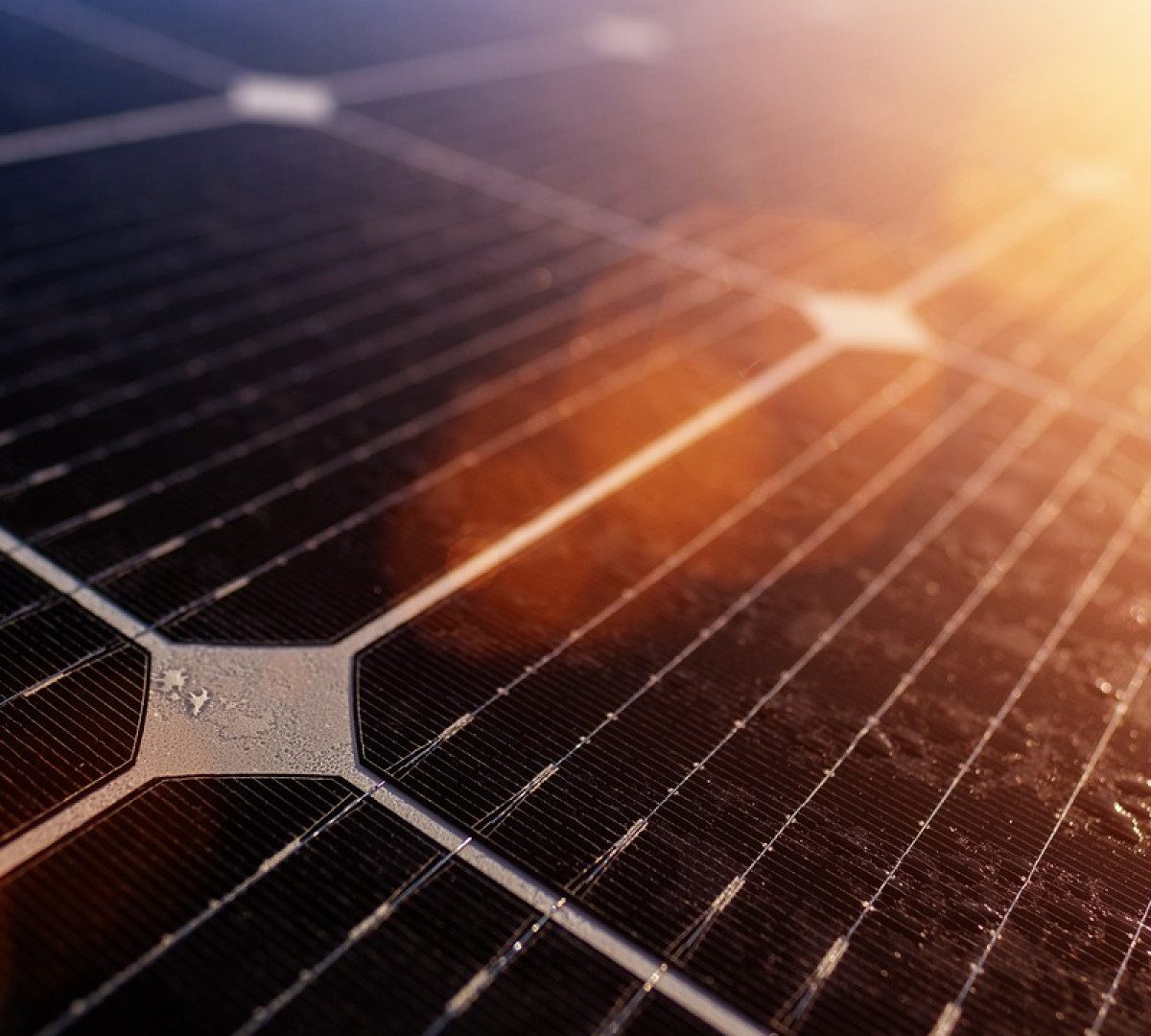 Nos conseils pour installer un panneau solaire facilement