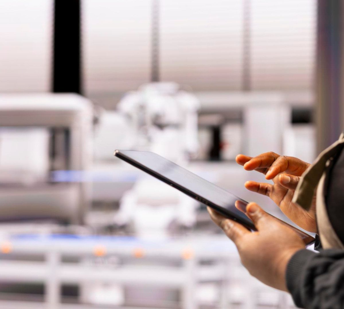 Automatisation industrielle : comment concevoir des machines sur-mesure pour la production moderne ?