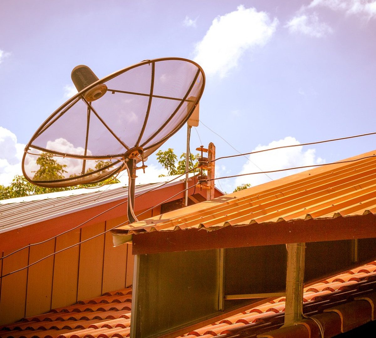 Les différents avantages du décodeur satellite UHD