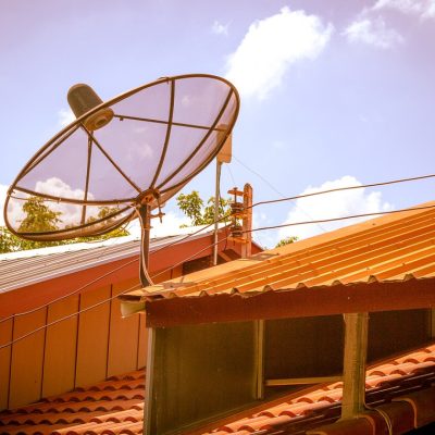 Les différents avantages du décodeur satellite UHD