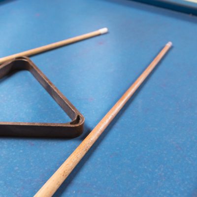 Le billard anglais : origines, spécificités et évolution d’un jeu devenu culte